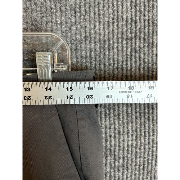 St John's Bay Mens Temp Flex Chino Pants Size 30 Gray Comfort Stretch Mid Rise - Picture 5 of 11